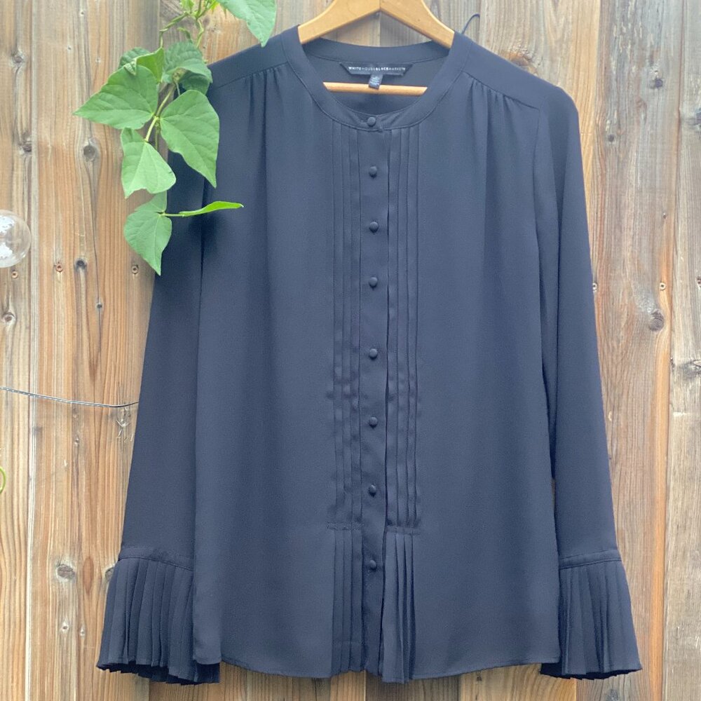 White House Black Market black blouse (Size 6).